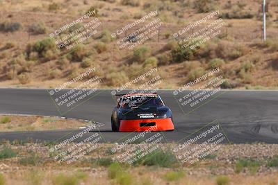 media/Jun-01-2025-CalClub SCCA (Sun) [[eae223c5dd]]/Group 2/Race 2/